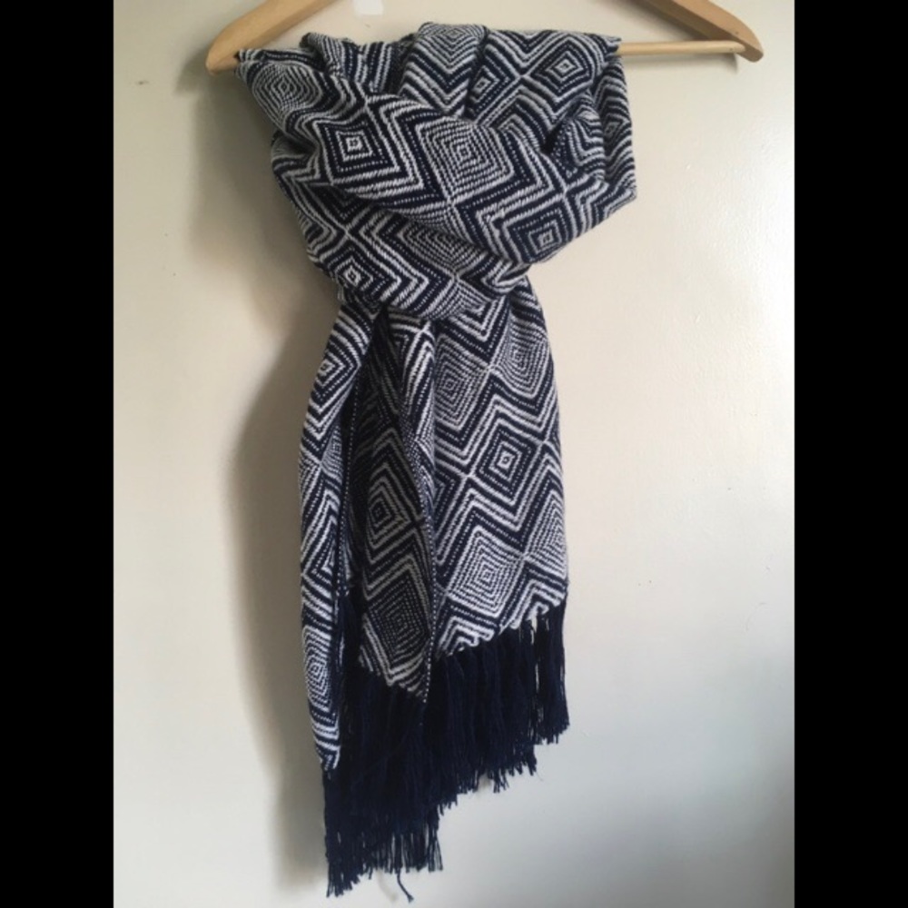 Authentic Peruvian Scarf - image 1